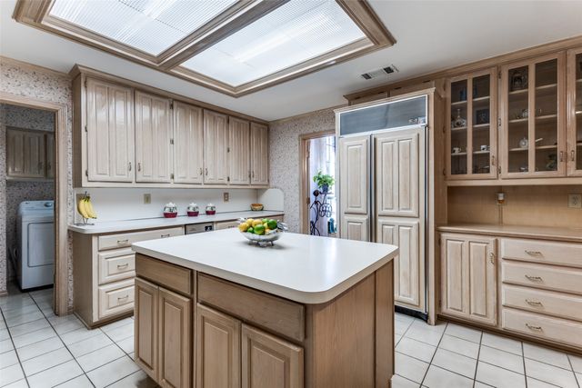 5820 Sky Park Drive, Plano, TX 75093