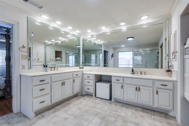 5820 Sky Park Drive, Plano, TX 75093