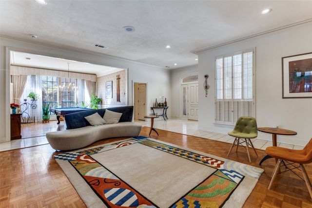 5820 Sky Park Drive, Plano, TX 75093