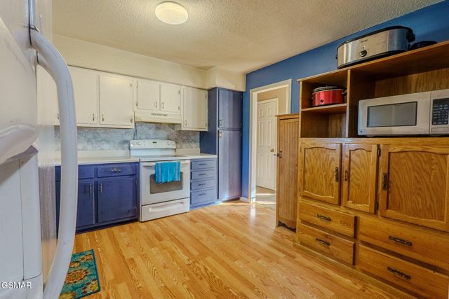 8000 Little Joe Road, Powell, TN 37849