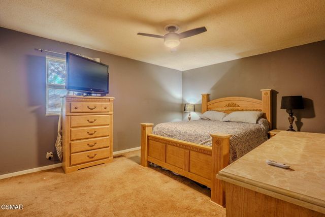 8000 Little Joe Road, Powell, TN 37849