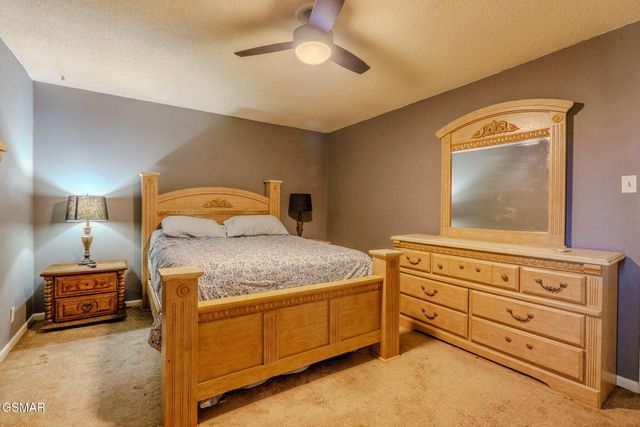 8000 Little Joe Road, Powell, TN 37849