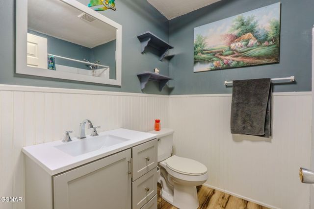 8000 Little Joe Road, Powell, TN 37849