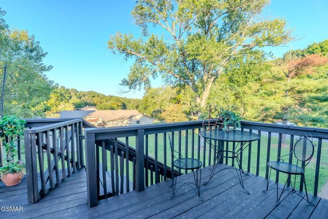 8000 Little Joe Road, Powell, TN 37849