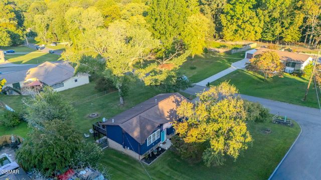 8000 Little Joe Road, Powell, TN 37849