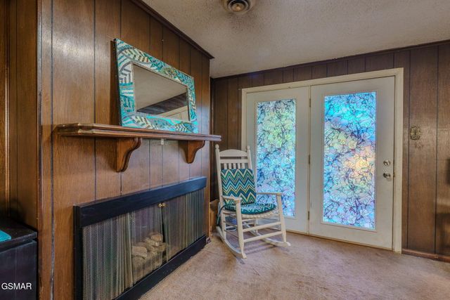 8000 Little Joe Road, Powell, TN 37849