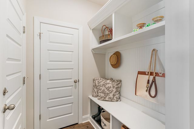 6415 Waymeet Drive, Spring Hill, TN 37174