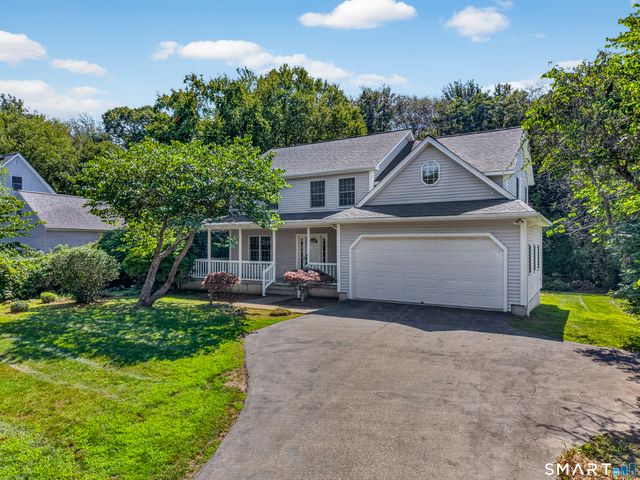 9 Spinnaker Road, Waterford, CT 06385