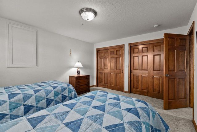 924 E PONDVIEW COURT, Appleton, WI 54913