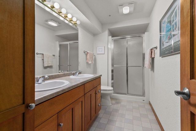 924 E PONDVIEW COURT, Appleton, WI 54913