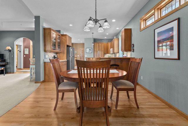 924 E PONDVIEW COURT, Appleton, WI 54913