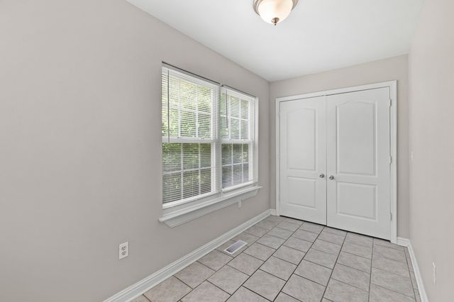 5048 Appalachain Dr, Goodlettsville, TN 37072