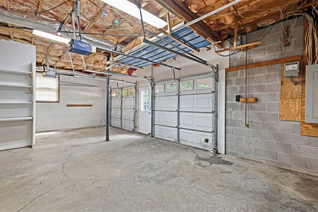 5048 Appalachain Dr, Goodlettsville, TN 37072