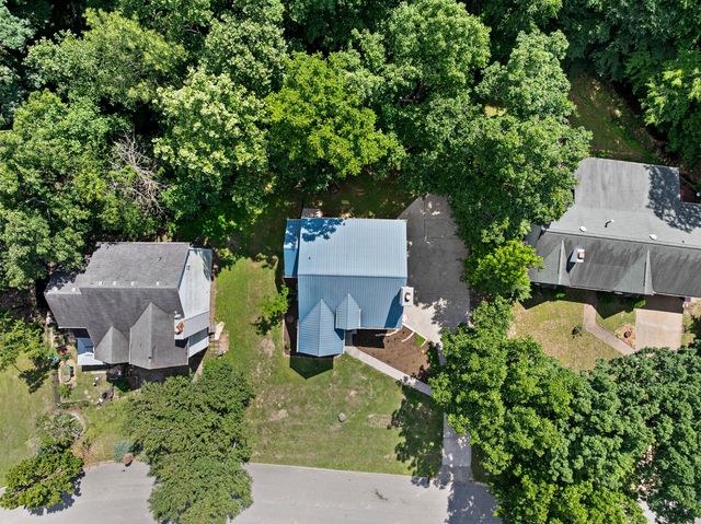 5048 Appalachain Dr, Goodlettsville, TN 37072