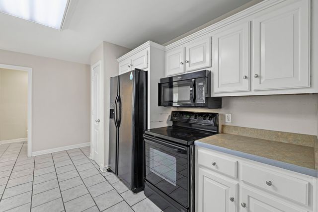 5048 Appalachain Dr, Goodlettsville, TN 37072