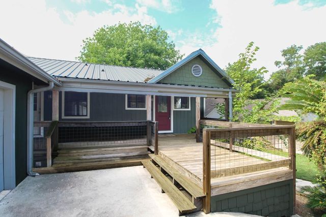 293 Mallard Point, Livingston, TX 77351