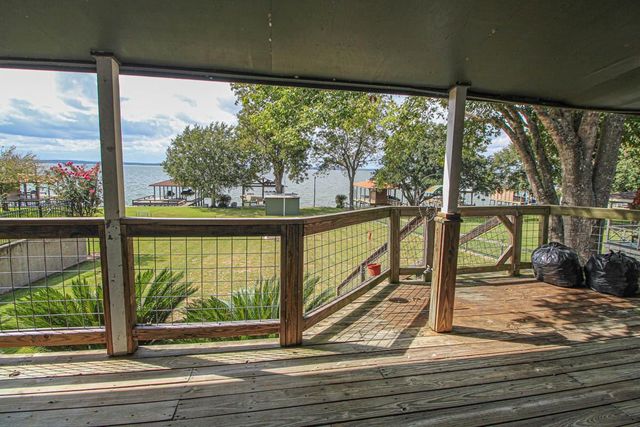 293 Mallard Point, Livingston, TX 77351