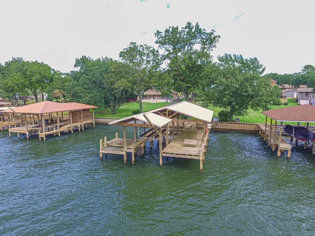 293 Mallard Point, Livingston, TX 77351