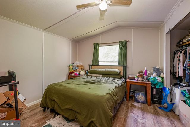74 SOUTHWICK DR, Hereford, PA 18056