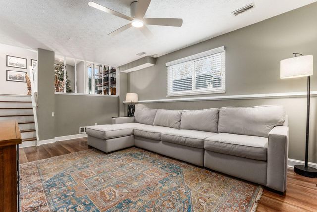 5500 Shannon Heights Boulevard, Dublin, OH 43016