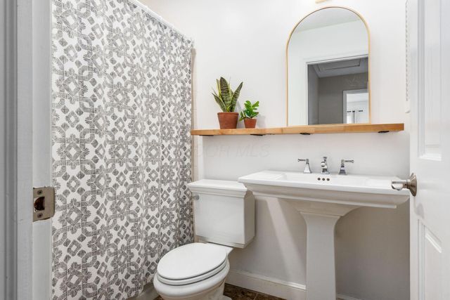 5500 Shannon Heights Boulevard, Dublin, OH 43016