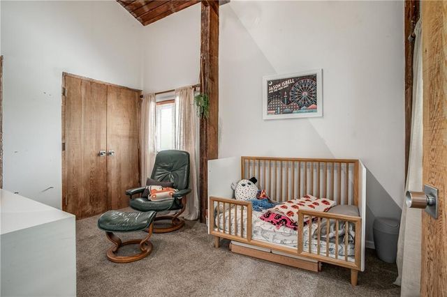 3909 NE Beach Road, Lee's Summit, MO 64064