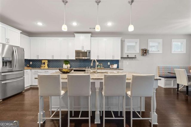 2100 Drew Drive NW, Atlanta, GA 30318