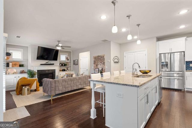 2100 Drew Drive NW, Atlanta, GA 30318