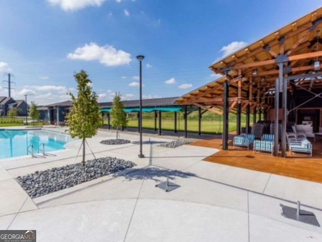 2100 Drew Drive NW, Atlanta, GA 30318