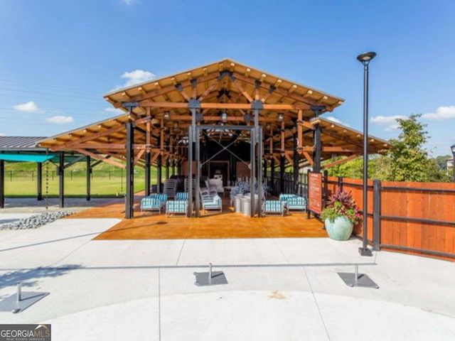 2100 Drew Drive NW, Atlanta, GA 30318