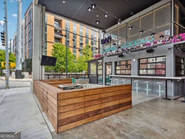 2100 Drew Drive NW, Atlanta, GA 30318