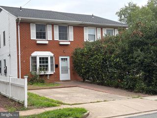 508 E WINDSOR AVE #B, Alexandria, VA 22301