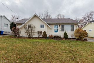 13661 Dalebrook Avenue, Brook Park, OH 44142