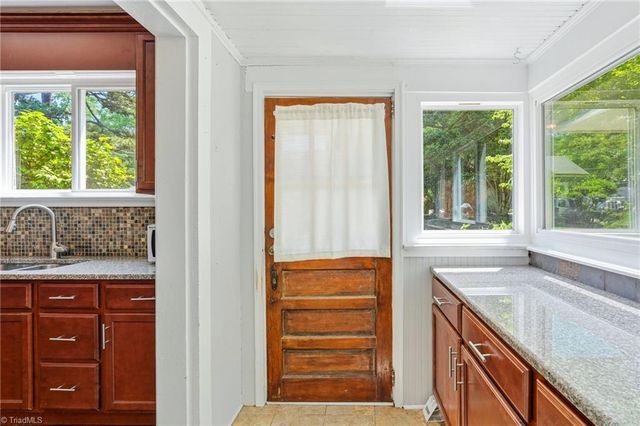 2501 Walker Avenue, Greensboro, NC 27403