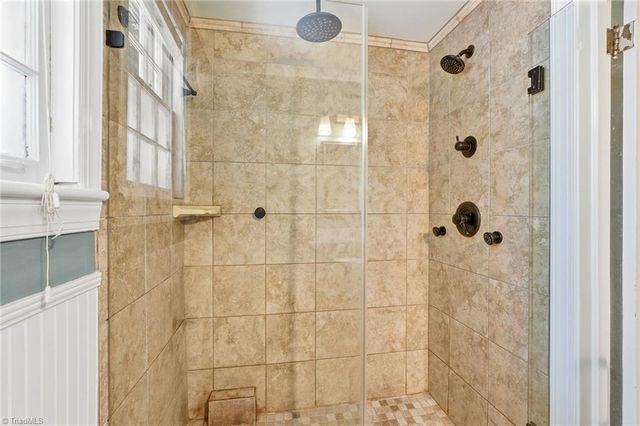 2501 Walker Avenue, Greensboro, NC 27403