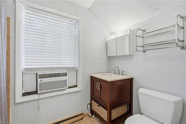 2501 Walker Avenue, Greensboro, NC 27403