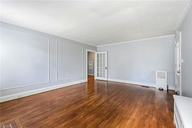 2501 Walker Avenue, Greensboro, NC 27403