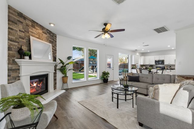 3737 Brandywine Lane, Fort Worth, TX 76244