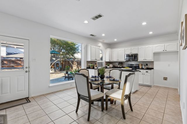 3737 Brandywine Lane, Fort Worth, TX 76244