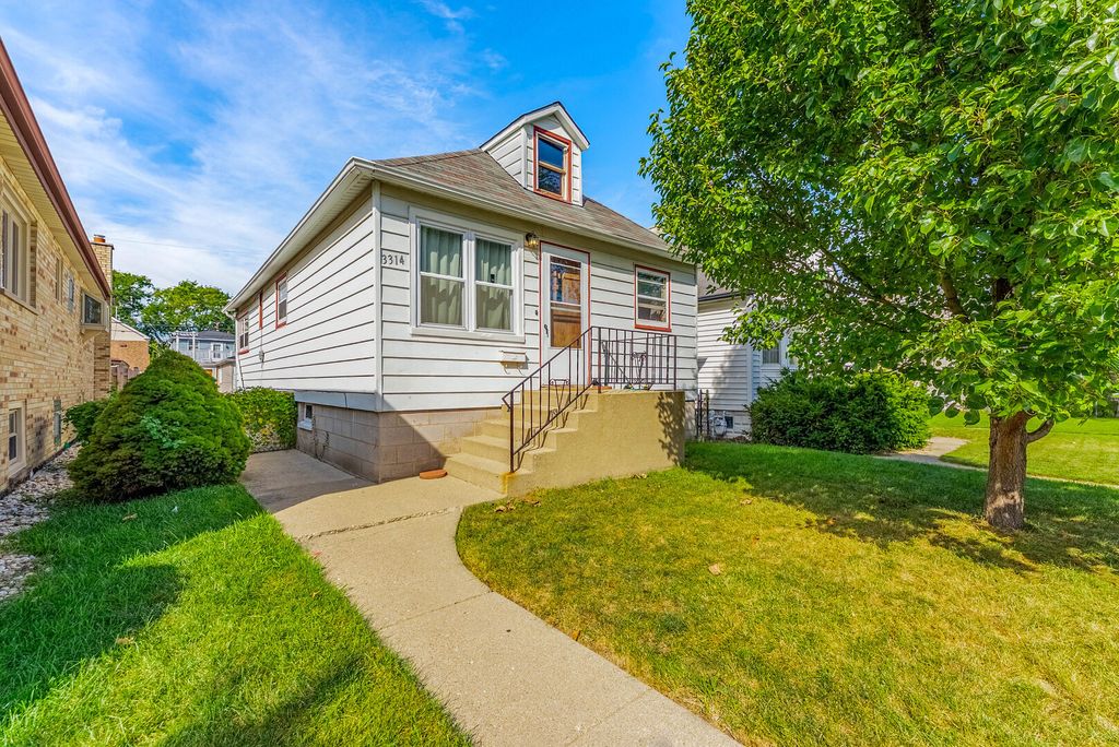 3314 N Ozanam Avenue, Chicago, IL 60634