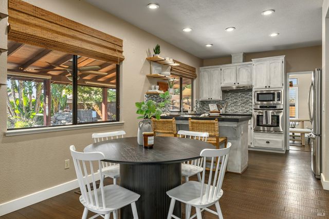 206 Willow Green Way, Vacaville, CA 95687