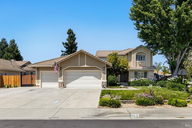 206 Willow Green Way, Vacaville, CA 95687