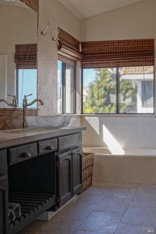 206 Willow Green Way, Vacaville, CA 95687