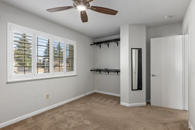 206 Willow Green Way, Vacaville, CA 95687