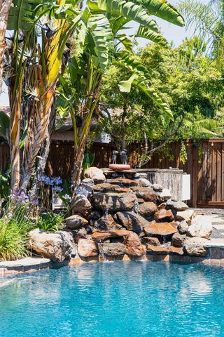 206 Willow Green Way, Vacaville, CA 95687