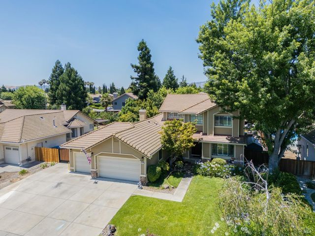 206 Willow Green Way, Vacaville, CA 95687