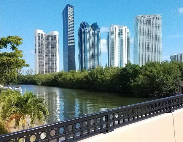 200 172nd St 207, Sunny Isles Beach, FL 33160