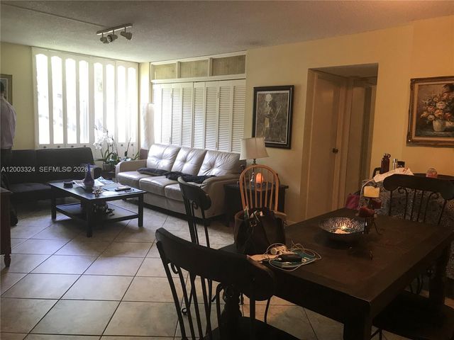 200 172nd St 207, Sunny Isles Beach, FL 33160