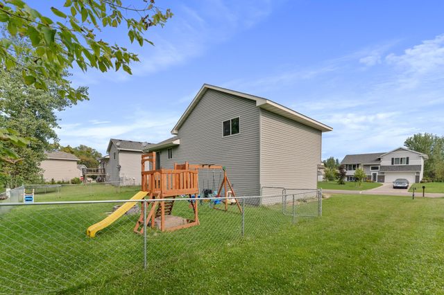 435 Highview Loop SE, Pine City, MN 55063