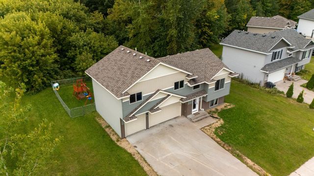 435 Highview Loop SE, Pine City, MN 55063